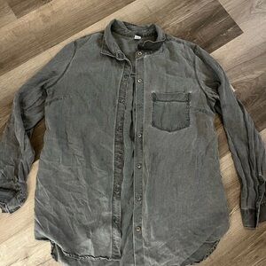 Old Navy Women's Gray Button Down Shirt
